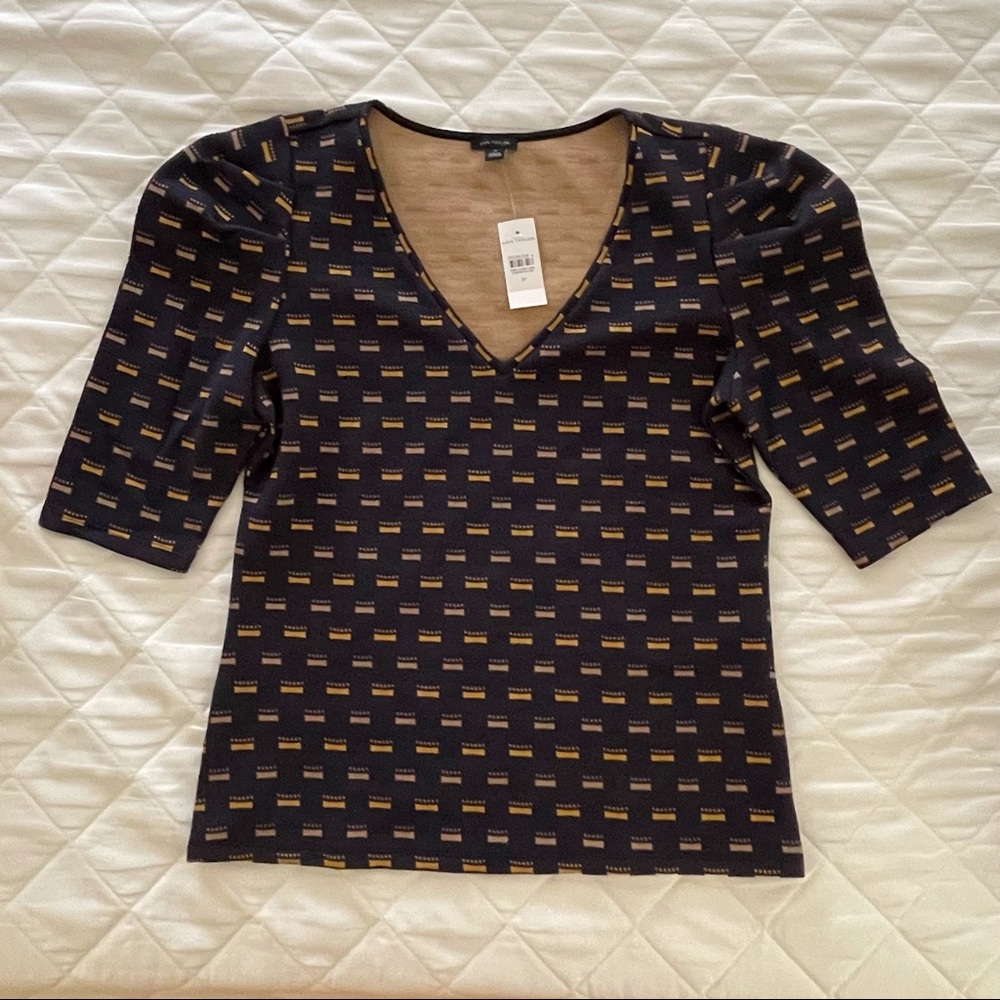 Half (1/2) Sleeve V-Neck Shoulder Puff Top-NWT